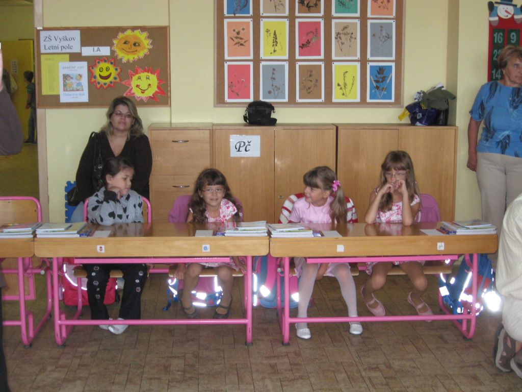 4_V lavici.jpg